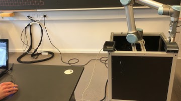 Controlling UR5 with a 3D mouse