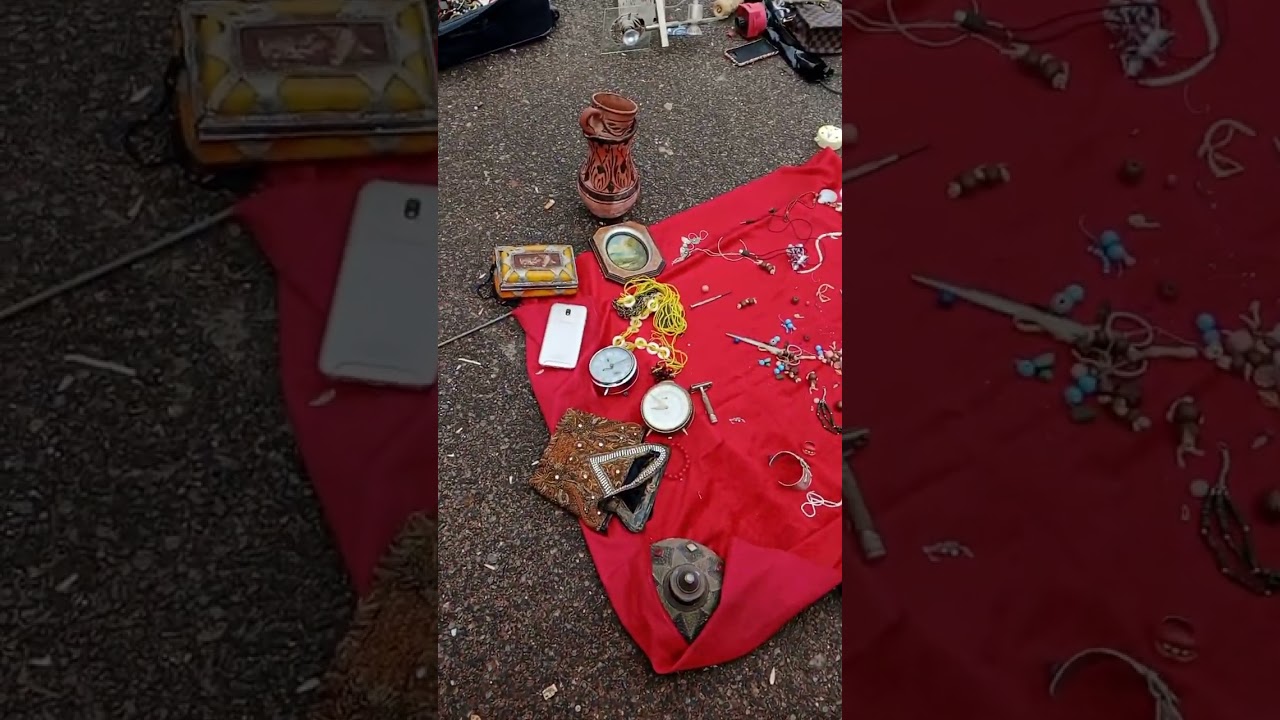 لقينا الكلام على هذا التفريشة ديال المعدن في جوطية ديال حي الرحمة