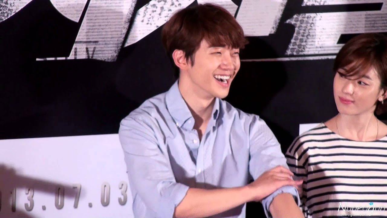 [DIGEST] 130807 영화 '감시자들' 관객 500만 돌파 이벤트_준호직캠_By Nuneogun