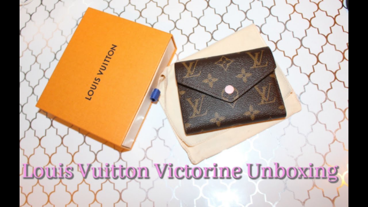 Louis Vuitton Victorine Wallet Unboxing & Mini Review - YouTube