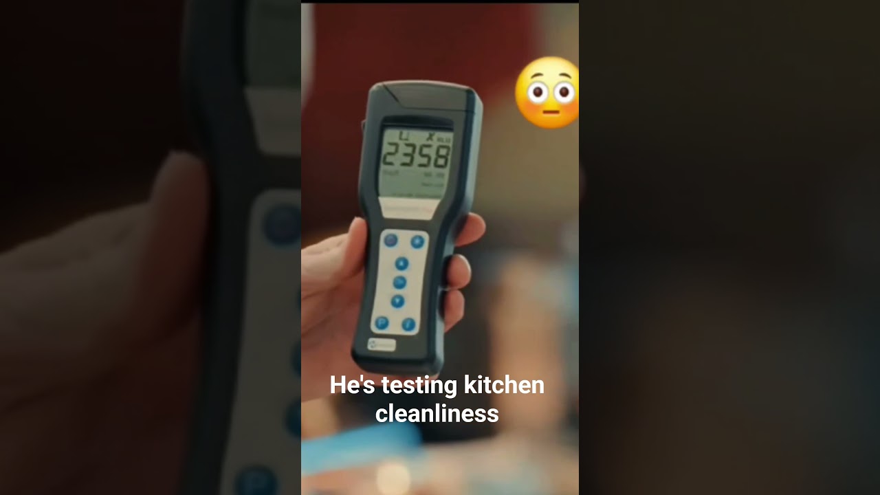 Kitchen more filthy than public restroom! 