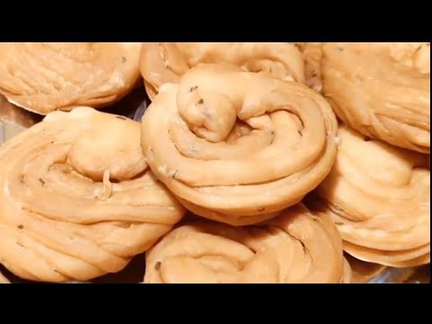 Crispy layered Namak Para | Namak para Recipe| क्रिस्पी नामक पारा 