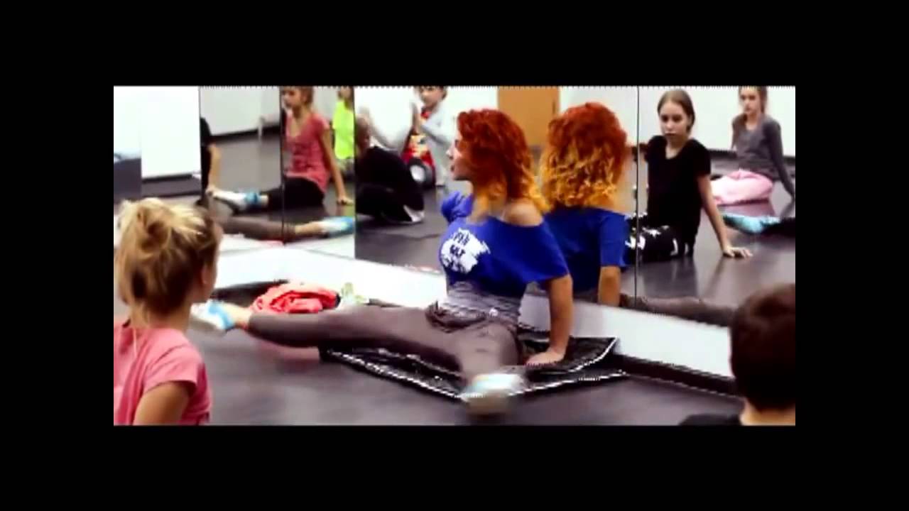 Занятия растяжкой - YouTube