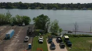 Crews work to clean up major diesel leak in the Detroit River