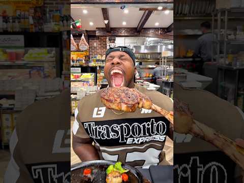 Who made this tomahawk steak! 🥩 @cuomodeli 7707 BroadwayNorth Bergen NJ 07047 #foodie #shorts