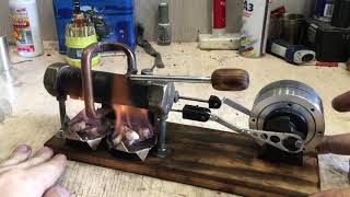 Видео Самодельный паровой двигатель двойного действия. (автор: MotorTune)