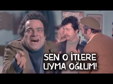 Aslan Bacanak 1977  - Sandalye Çürük Ama Arkadaşta Ayı Gibi!