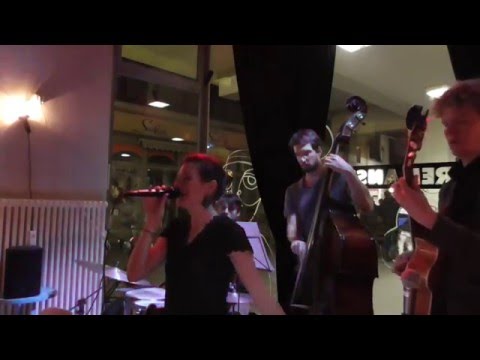 Jazz Next Door - "One Note Samba" live 10.10.15 @ Kremanski, Berlin