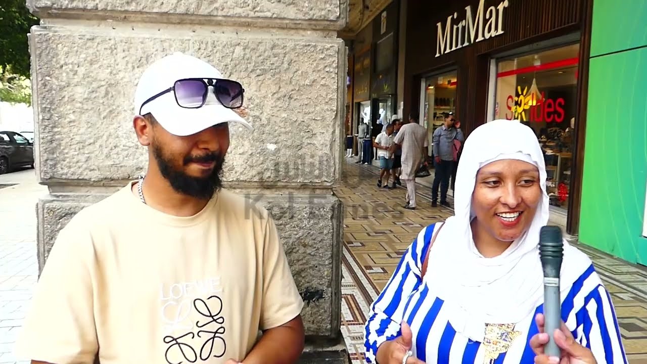 تعرفت على راجلي نهار عرسي و روحت معاه في الحافلة و أنا بروبة لعروسة ، راجلي يحبني و يقدرني برشا❤️❤️