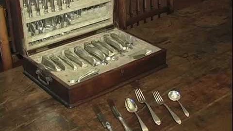 Setting a Proper Table