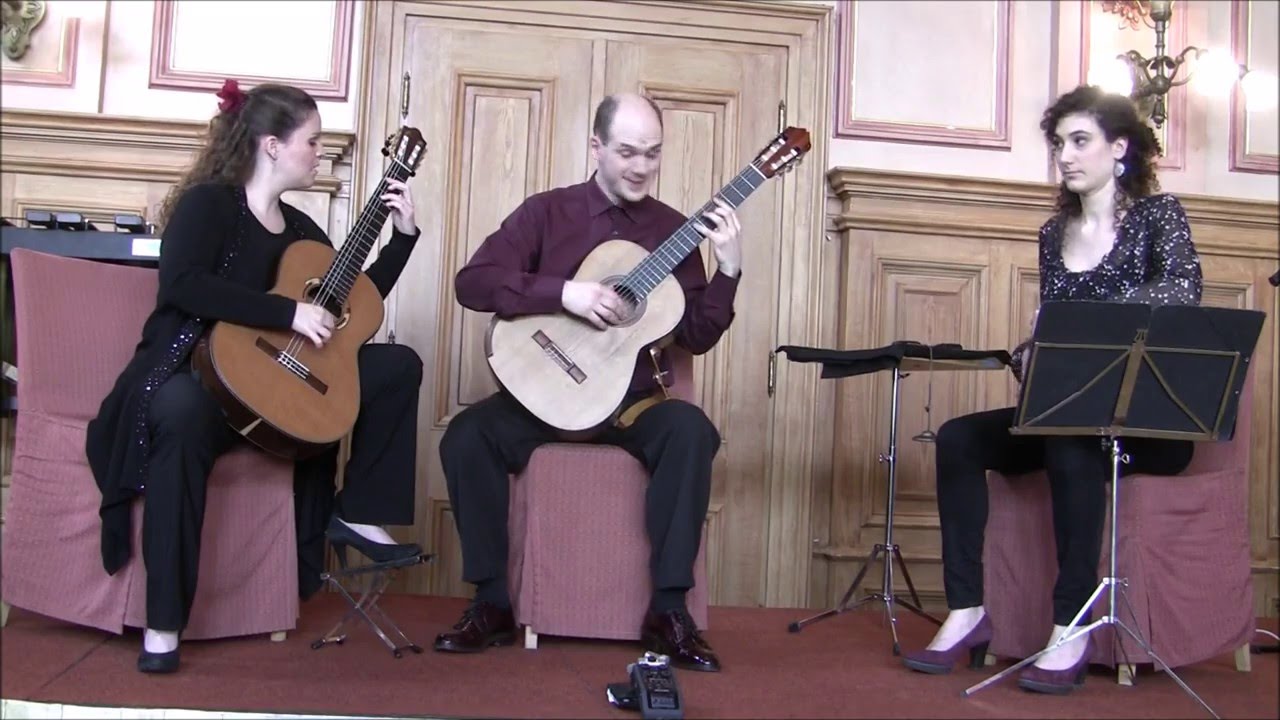 Duo Amythis with AnneLaure Bernard perform Danza Ritual del Fuego