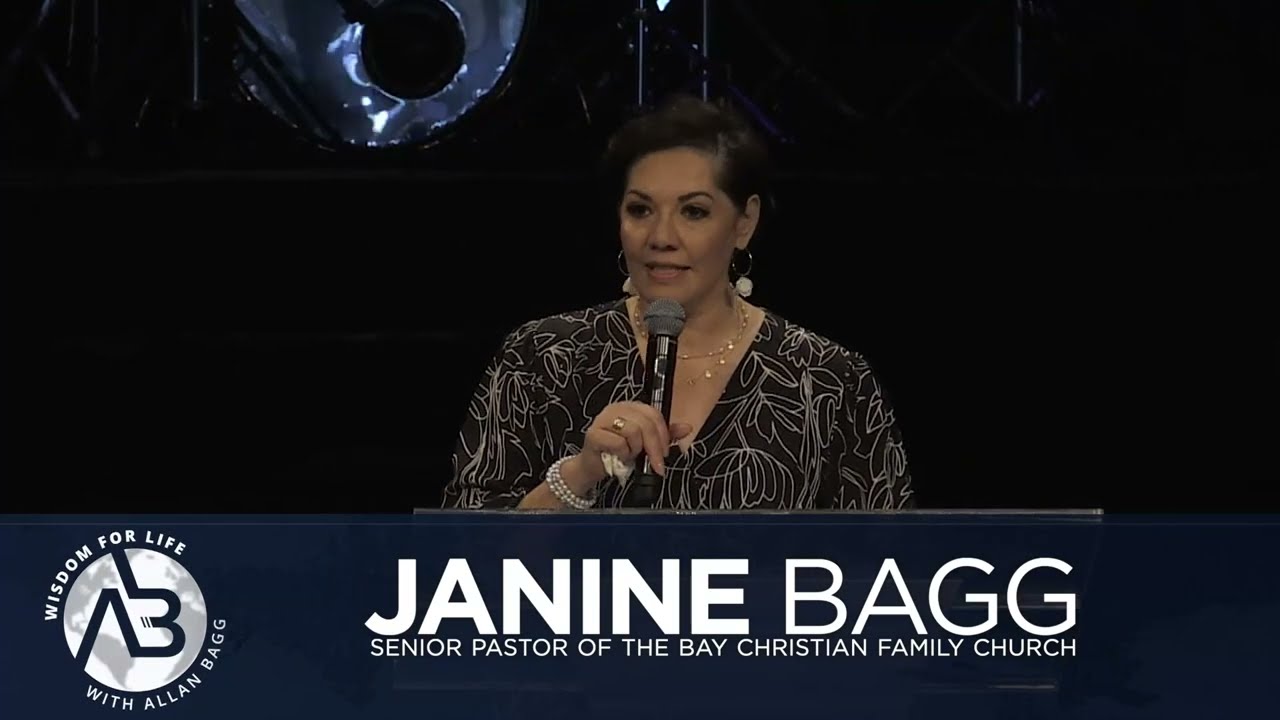 The Story of Mom | Janine Bagg