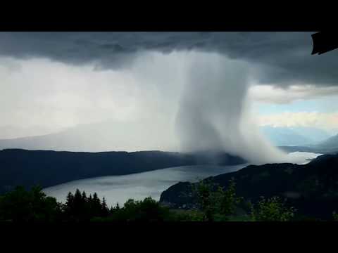 Tsunami from Heaven / Amazing Rainstorm Timelapse / Downburst / Microburst