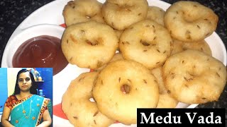 मेदू वडा - Medu Vada Recipe - How To Make Crispy Medu Vada - By Sharmila Zingade