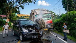 Ban Truck Terbang Kena Mobil Mewah || Detik Detik Truck Patah As Roda Di Bukit Kodok