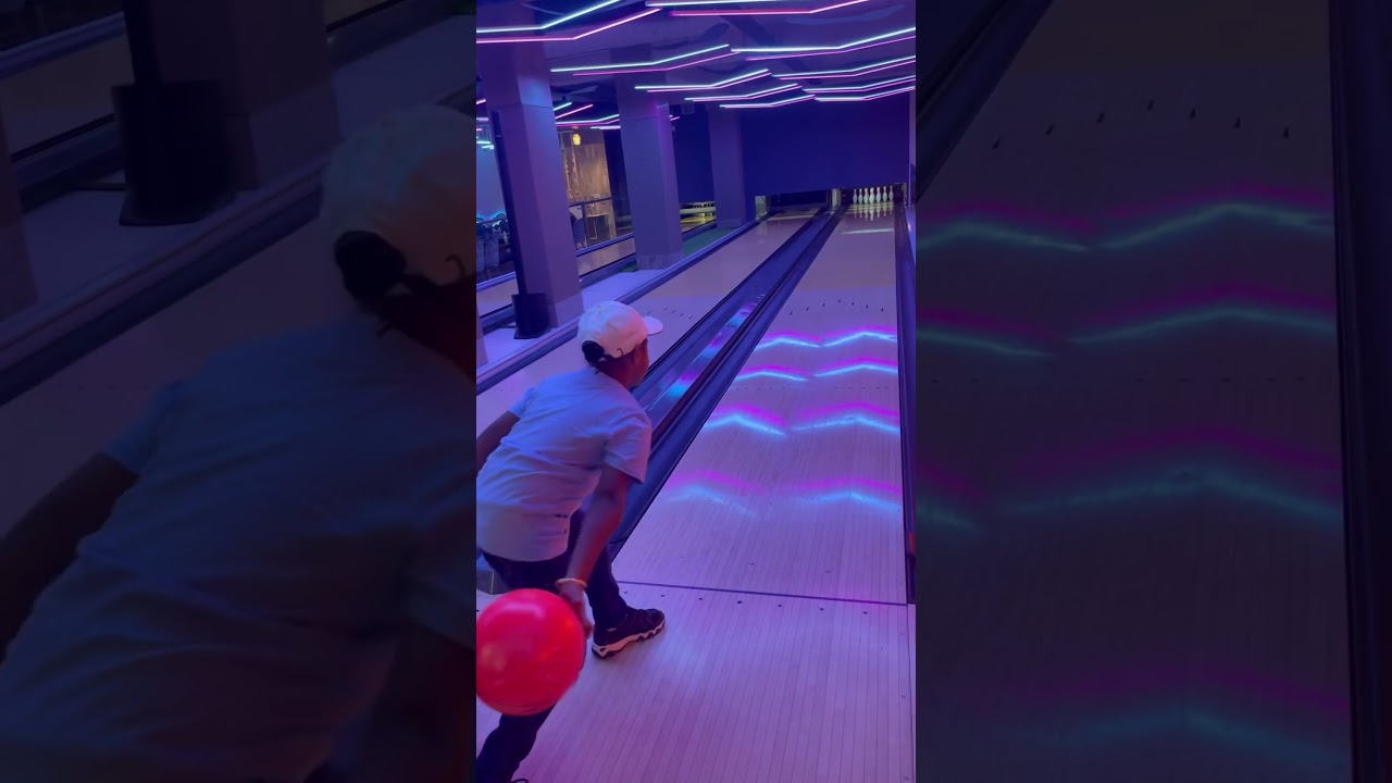 Iknoor Playing Bowling in Patiala #ytshorts