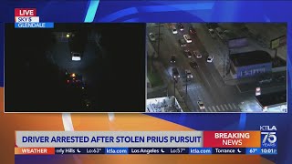 Pursuit ends at Glendale dead end