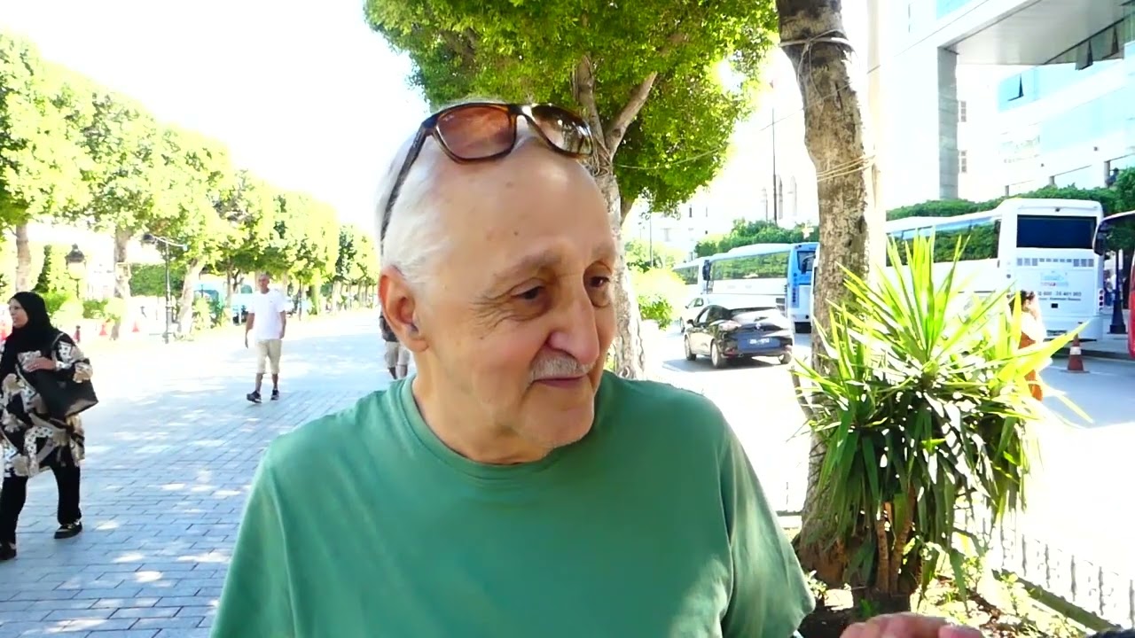 أمي فرنسية وبابا تونسي سافرت عمري 55 سنة  من تونس على خاطر أولادي باش يعملو أوراق في فرنسا 