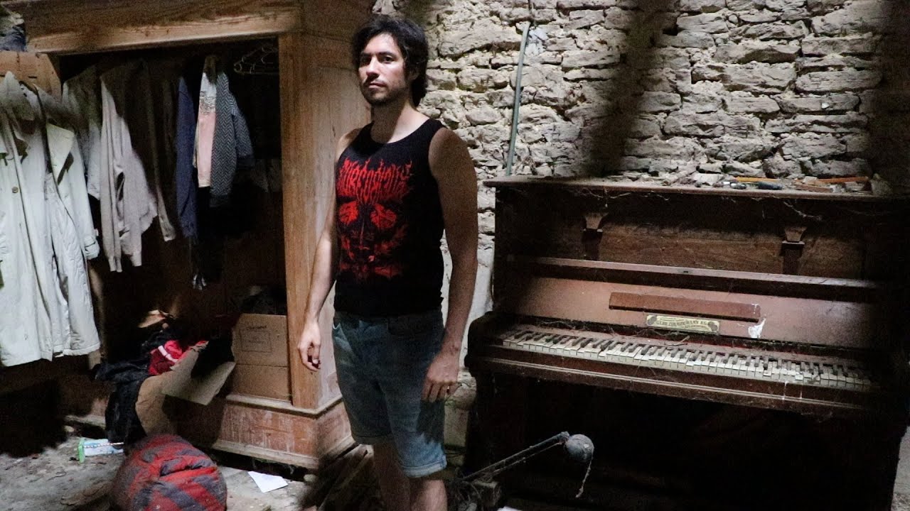 ASMR de retour dans la GRANGE ABANDONNEE