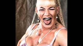 Former WWE Star 'Luna' Dies Profile