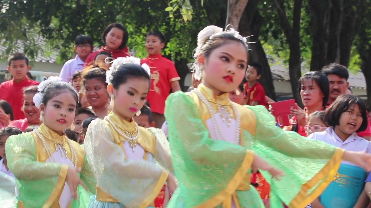 การแสดงสายน้ำแห่งชีวิต โรงเรียนอนุบาลนครสวรรค์