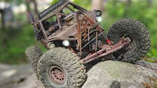 Axial Wraith 1.9 - Rock Crawling