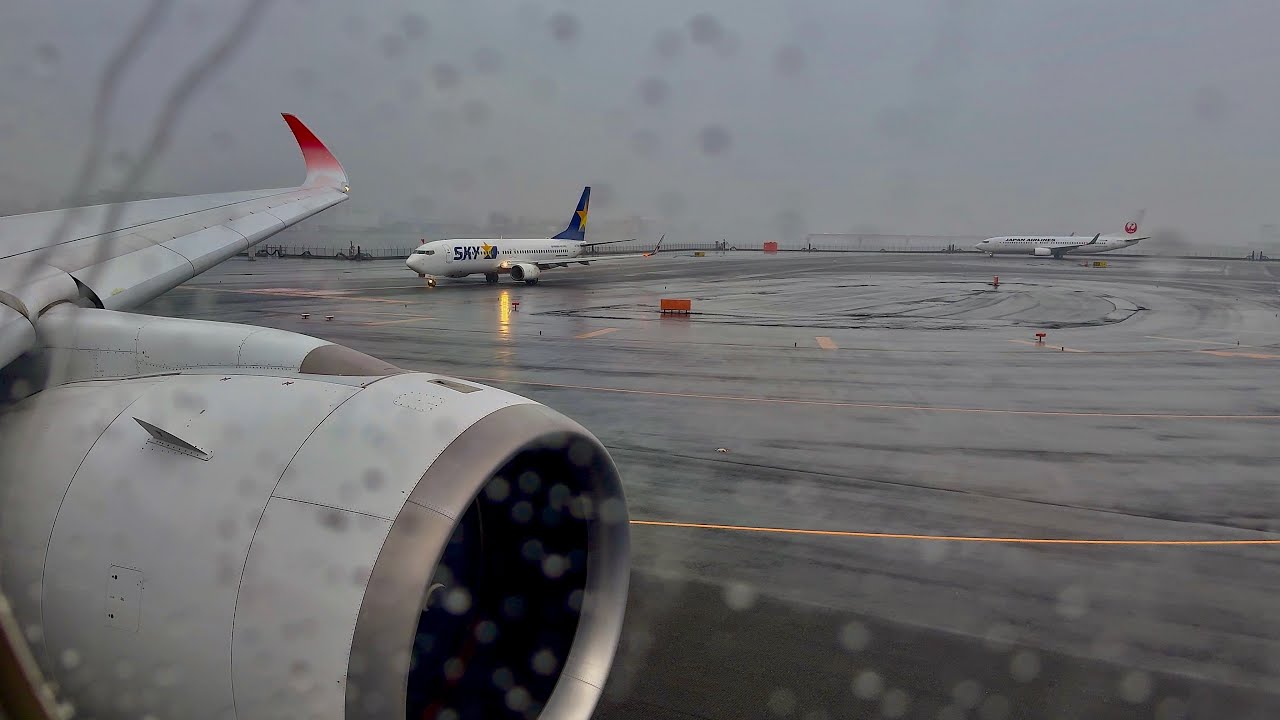 [4K] – The Best Engine Buzz You'll Ever Hear – Japan Airlines – Airbus A350-900 – HND – SCS 1363