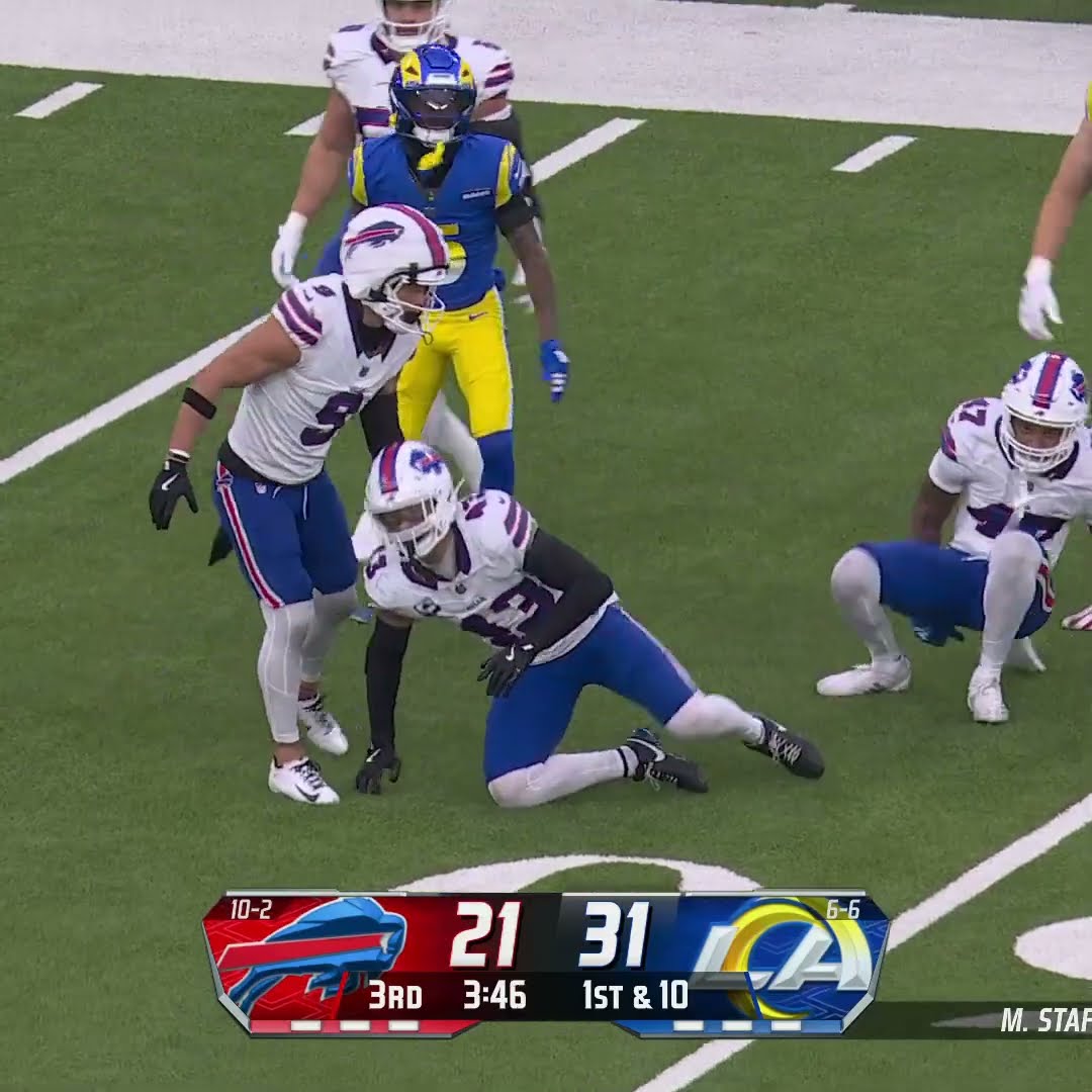 Tutu Atwell catches for a 21-yard Gain vs. Buffalo Bills