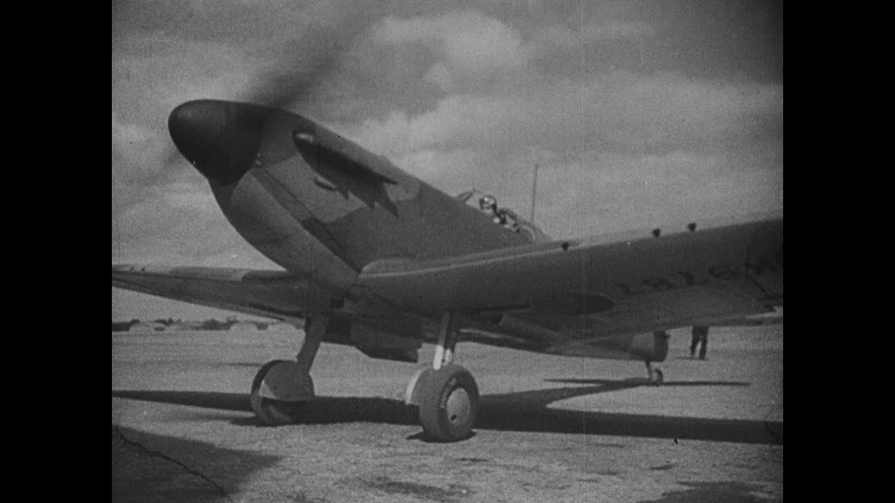 Universal Newsreel - Military Aviation (1940) Nitrate [FTD-0287]