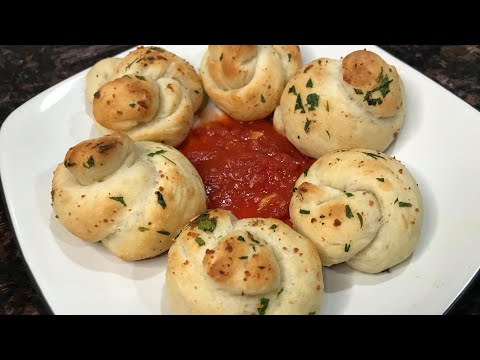 homemade-garlic-knots-|-friday-night-munchies