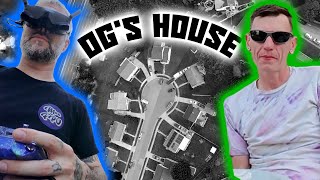 Casa De OG | Heads & OG Freestyle
#fpv #fpvdrone #fpvfreestyle
A lovely day in the sun with the families and some whoops! Hanging out at OGs place with his family and mine. First time actually freestyling at his house after 5 years! Enjoy.
**Join the Loopers!** https://bit.ly/3gDL4ZS
**Infinity Loops Shirts & Swag:** https://infinityloops.com/
**Help support the channel** https://www.patreon.com/InfinityLoops
**In The Loop Podcast** https://tinyurl.com/wdds78xe
**Follow Us on Instagram:** https://www.instagram.com/infinity_loops_
**Follow Us on Twitch:** https://www.twitch.tv/infinityloopsfpv
**Follow Us on Kick:** https://kick.com/infinityloops
**Find our builds here:** https://rotorbuilds.com/profile/16770
**Join us on Discord:** https://discord.com/invite/VJsUuEXKgR
**Email us:** InfinityloopsFPV@gmail.com
**Mail Us:** Infinity Loops
1301 West 7th St. #1021
Frederick, MD 21702
~~Affiliate Links~~
*Amazon - https://amzn.to/46Jnu26
*BetaFPV - https://bit.ly/3ANkim8
*Flywoo - https://bit.ly/3o3AxuM
*Fractal Engineering - https://bit.ly/3spVsWT (10% OFF w/ code: INFINITYLOOPS)
*HDZero - https://hdzero.us?bg_ref=CHwghg4WsE
*Makerfire - https://bit.ly/3B4Nrum
*NewBeeDrone - https://shorturl.at/5xqqb
*weBLEEDfpv - https://webleedfpv.com/InfinityLoops Casa De OG | Heads & OG Freestyle