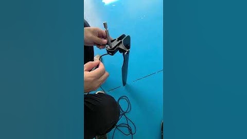 Air Glide - How to thread rope through spring loaded rudder housing