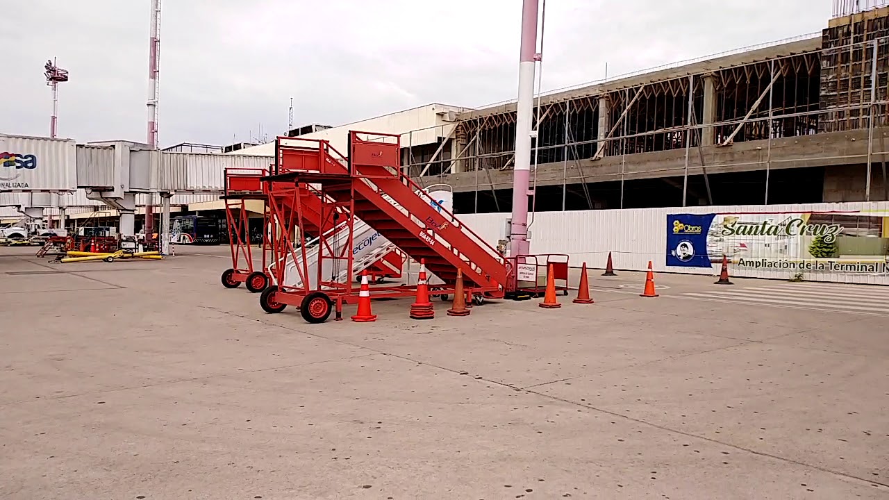 Santa Cruz Airport (VVI) Bolivia.   Amaszonas Airlines Z8174 from (VVI) to (SRE) Sucre.