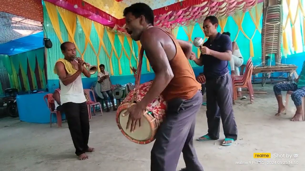 kiba chinu kiba honu Bangla song valo lage like comment share and subscribe korben 🙏🙏