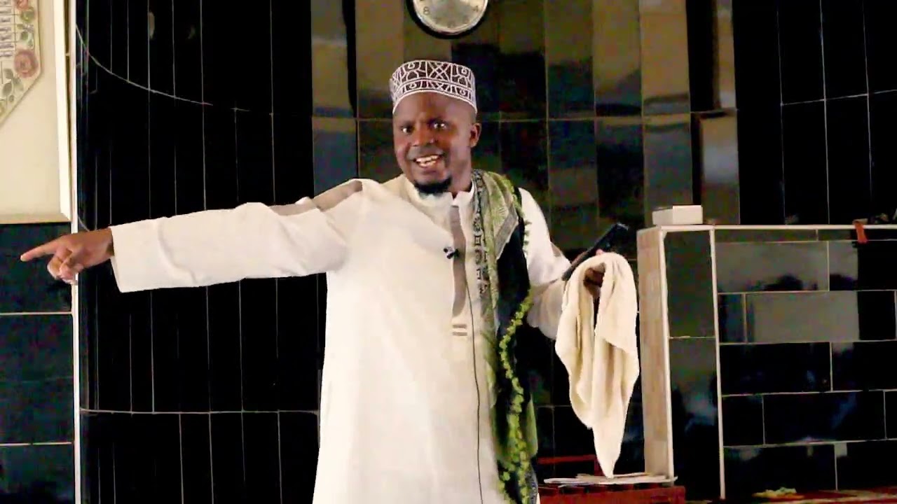 ANTHU ANAYI OMWE SAKHULULUKIDWA BY ABDUNNOOR FUNDI full length