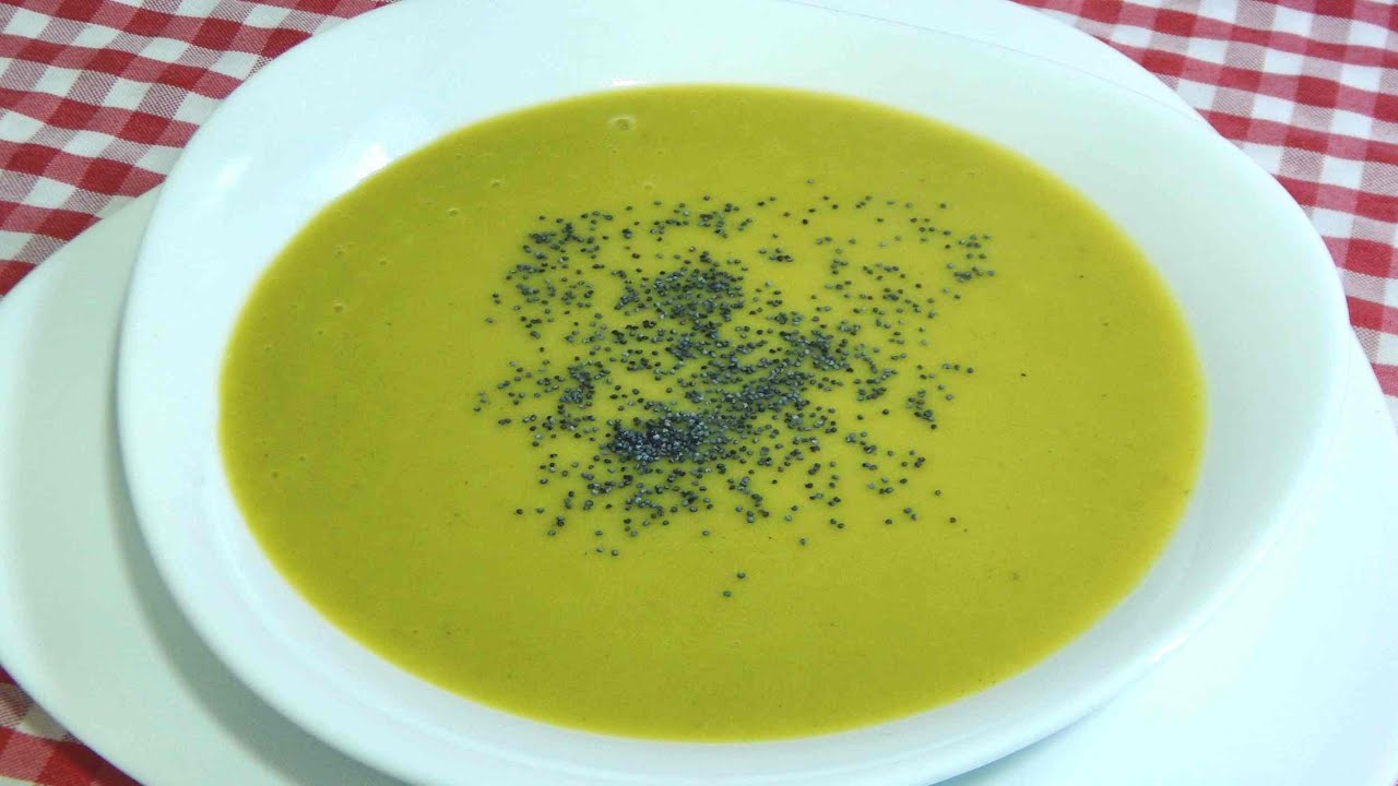 Crema de verduras verde: receta ligera, sana y muy fácil de hacer