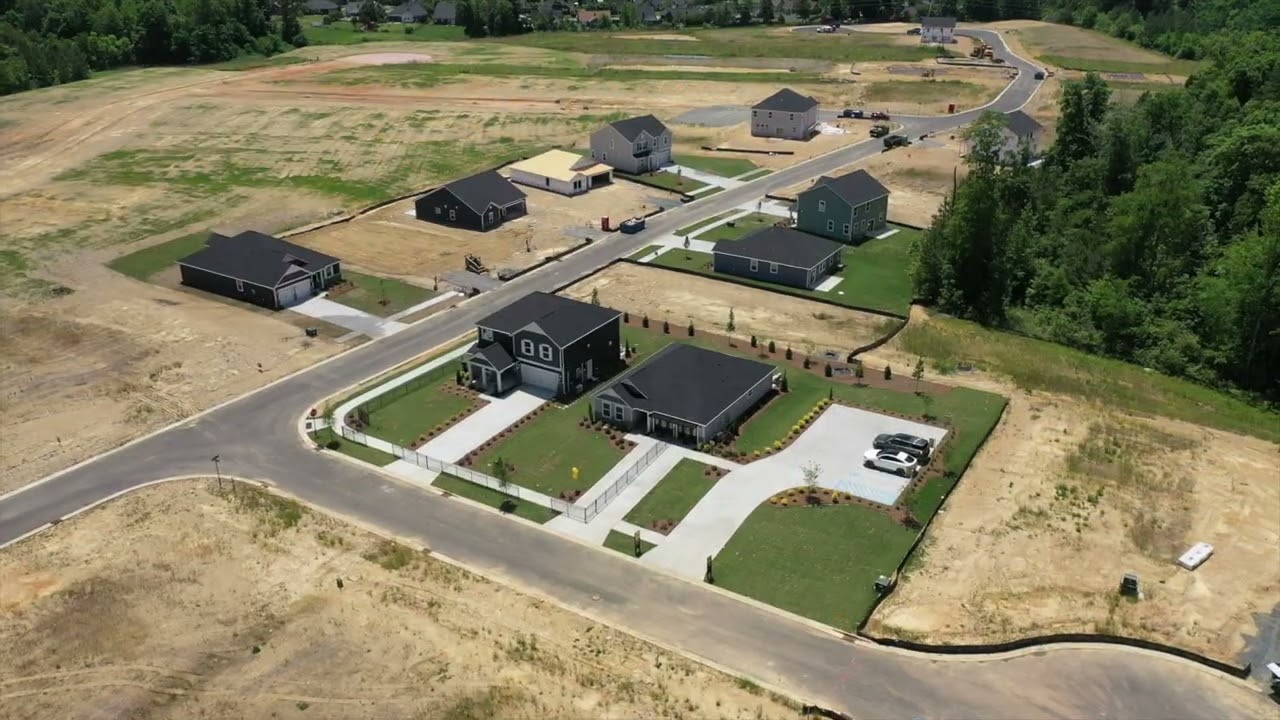 Midland Crossing Home Complex in Midland, NC