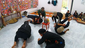 SUÝT CHẾT Ở LỄ TẾT NHẢY NGƯỜI DAO PHONG TỤC NGỐN THỊT NHẤT VIỆT NAM | AE Nhịp Sống Thường Ngày