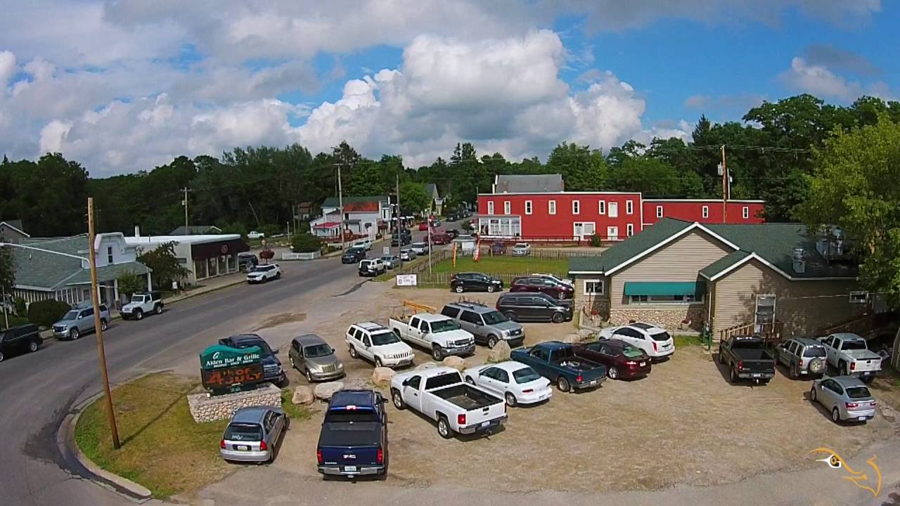 91490 courances Alden Bar, 9149 Helena Rd, Alden, Michigan