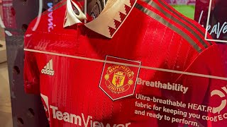 NEW: Manchester United 2022/2023 Home kit | HANDS ON REVIEW| Do we like it