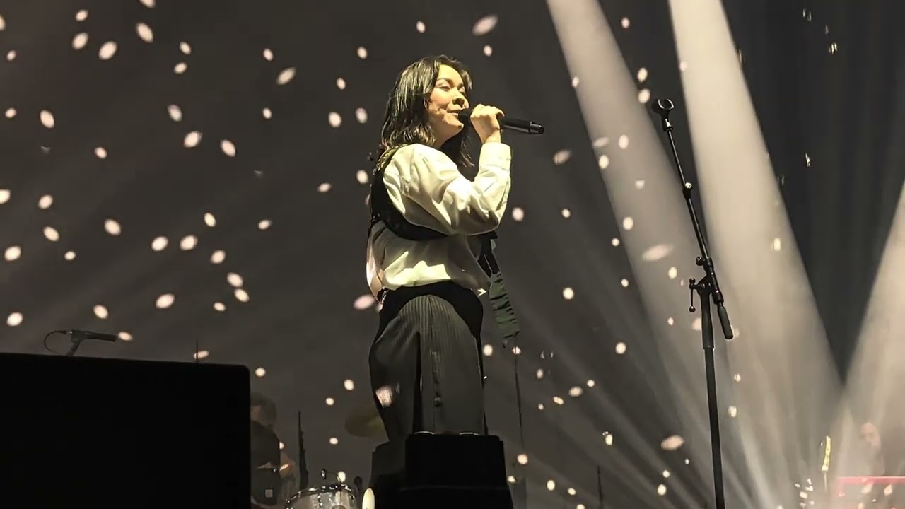 Mitski - My Love Mine All Mine (live The Shed, NYC - 3/9/2026)