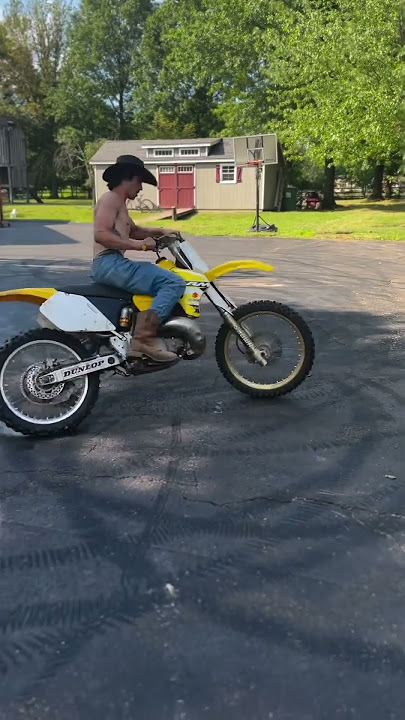 Stayin active #dirtbike #motocross #mx #ktm #moto #stroke #motorcycle #dirtbikes #yamaha #honda