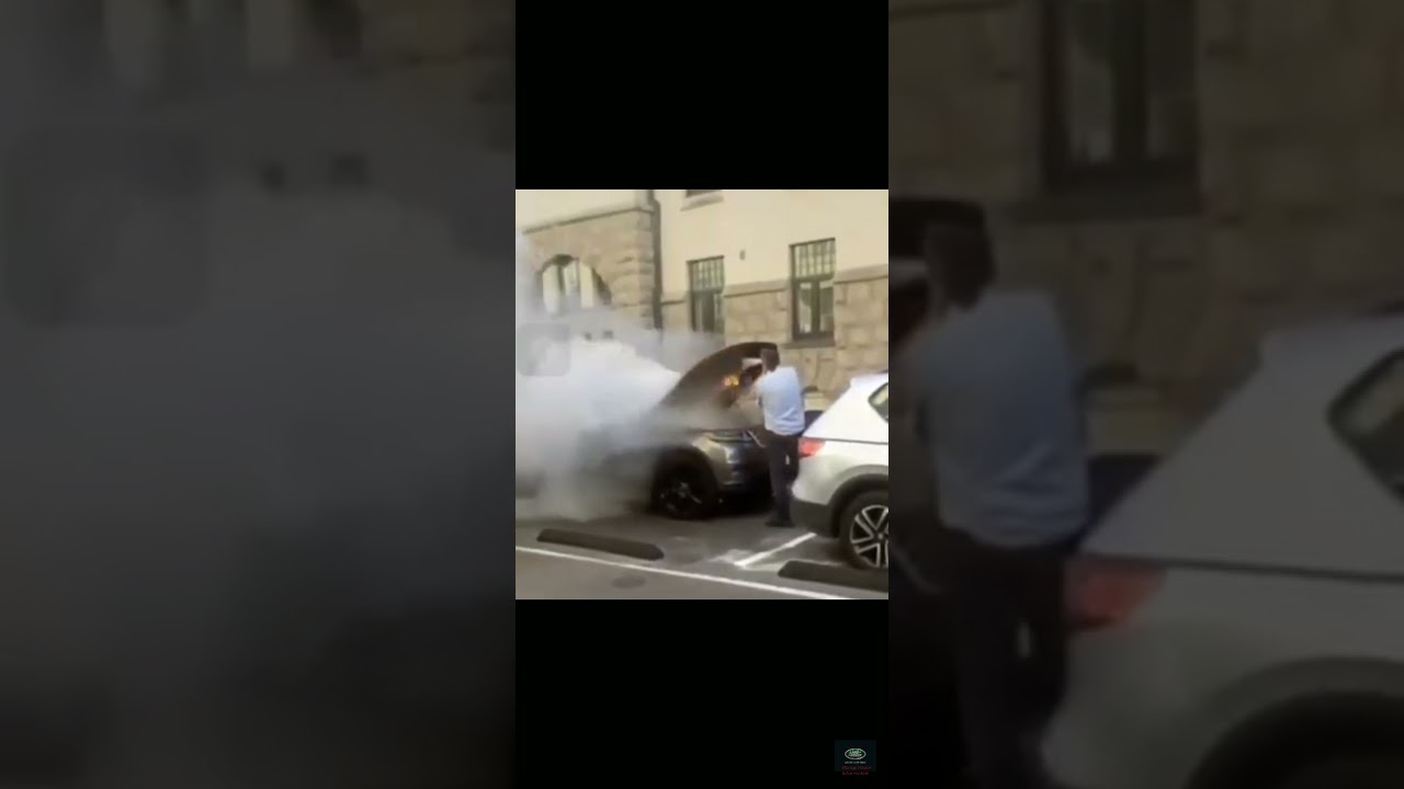 Range Rover engine caught fire 🔥🔥🔥 