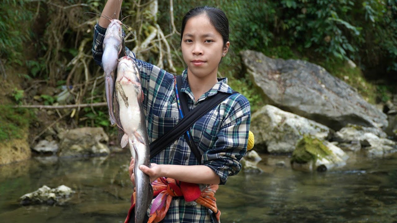 Single mother creates giant catfish catching device to sell - rural life.