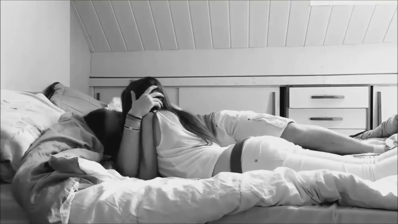 Relationship Goals Couple Kissing & Cuddling in Bed Very Romantic Moment  2019 - YouTube