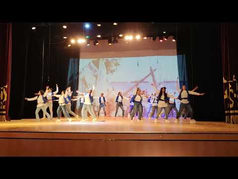 استعراض السمسمية من احتفالية الجمهورية الجديدة 2022 لمدرسة بورسعيد الرسمية للغات المرحلة الثانوية