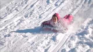 Kids Having Fun In The Snow Kiana and her friend Moira having a blast sledding in the snow. Music by The Vamps "Somebody To You"(Instrumental) I do not own