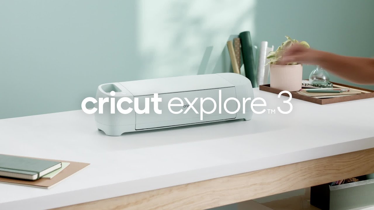 Cricut Explore® 3 + Essentials Bundle + Cricut Access™ Subscription