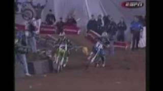 2001 AMA San Diego Supercross McGrath vs Carmichael Part 2