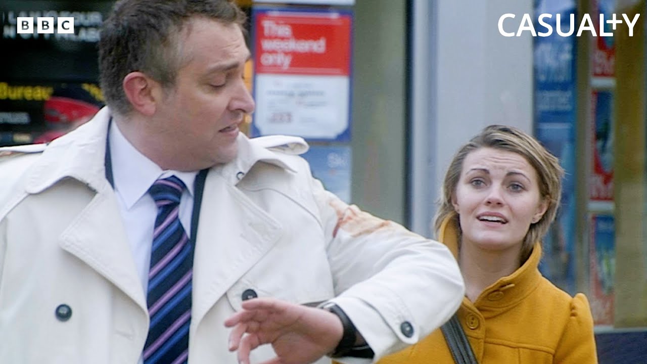 Pickpocket Gets Caught In The Act! | Casualty